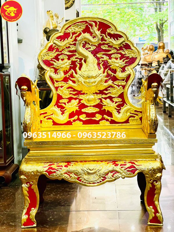 Ghế Tựa Tay Rồng Bằng Đồng Dát Vàng Hoàn Thiền Cho Khách Hà Nội