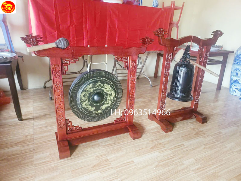 chiêng đồng treo nhà thờ họ chạm song long trầu nguyệt