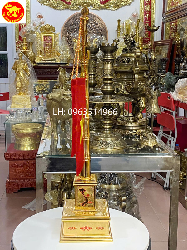 báo giá cột cờ để bàn làm việc đẹp