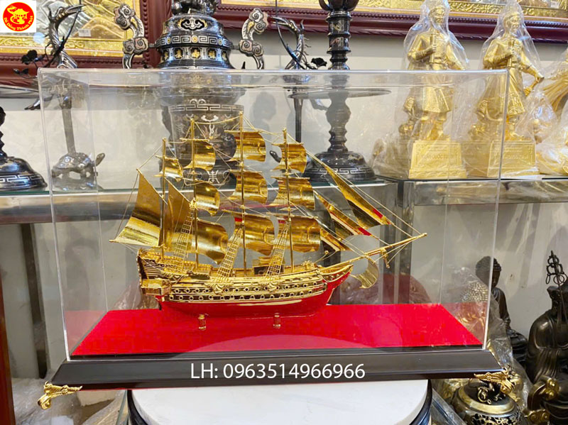 địa chỉ bán mô hình thuyền buồm mạ vàng 24 k
