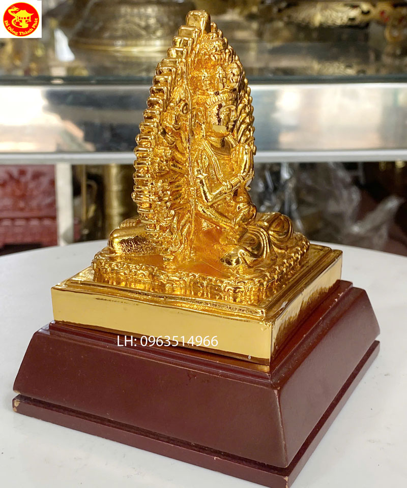 cửa hàng bán tượng phật để ô tô