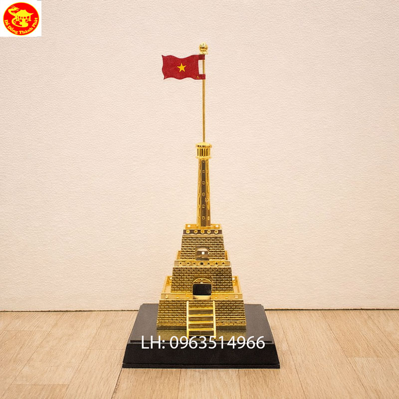 cửa hàng bán cột cờ hà nội bằng đồng mạ vàng 24 k