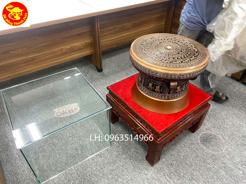 hoàn thiện quả trống đồng cho khách ở Thanh xuân hà nội