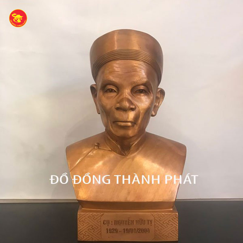 Đúc tượng cụ ông cao 48 cm tại Hà Nội