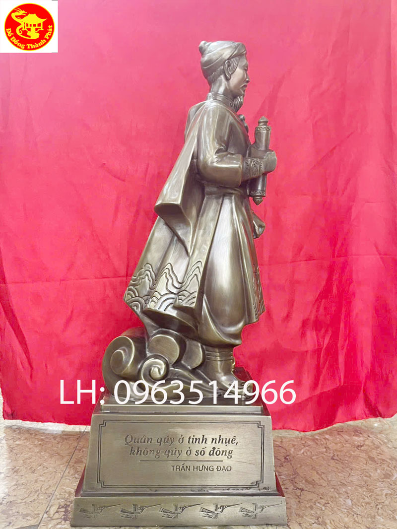nơi bán tượng trần quốc tuấn để bàn làm việc 
