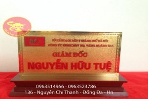 Mạ Biển Chức Danh Bằng Vàng 24 k