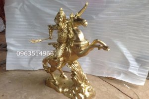 đúc tượng đồng,Tượng chân dung Bán Thân