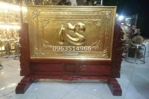 Kệ Chữ Tâm ĐỒng Vàng Phòng Khách